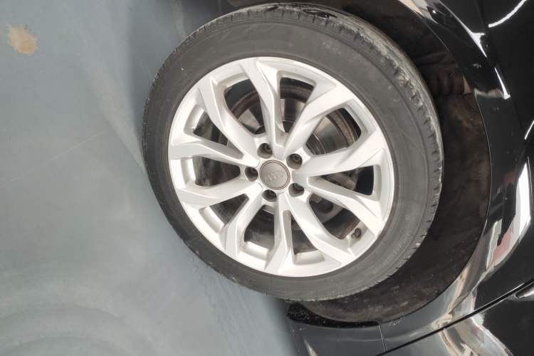 Used Audi A6L 2018 30th Anniversary Edition 35 TFSI Fashion Model Exterior 5