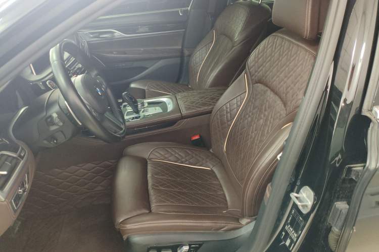 Used BMW 7 Series 2019 Restyled 740Li Leading Edition M Sport Package Left Front Seat