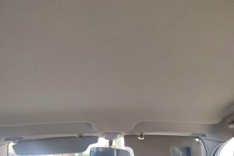 Used FAW Xiali N7 2013 1.3L Manual Comfort Model Headliner