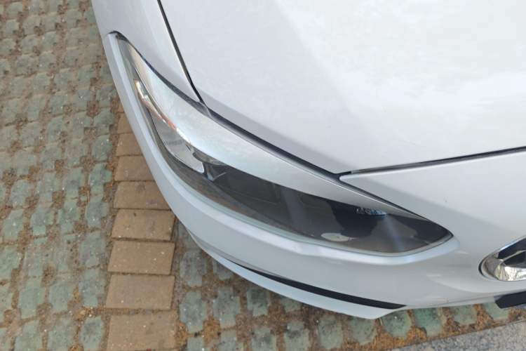 Used BMW 1 Series 2018 118i Leading Model Right Front Headlight