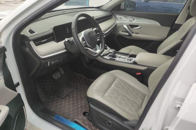 Used JETOUR X70 2023 Zhuge 2.0T DCT Wolong 7-Seater Left Front Seat