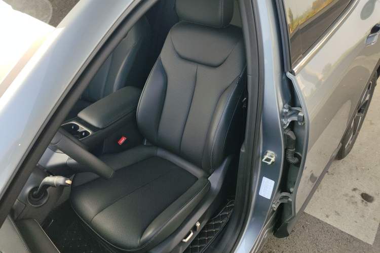 Used Baojun Yunhai 2024 140km Plug-in Hybrid Version