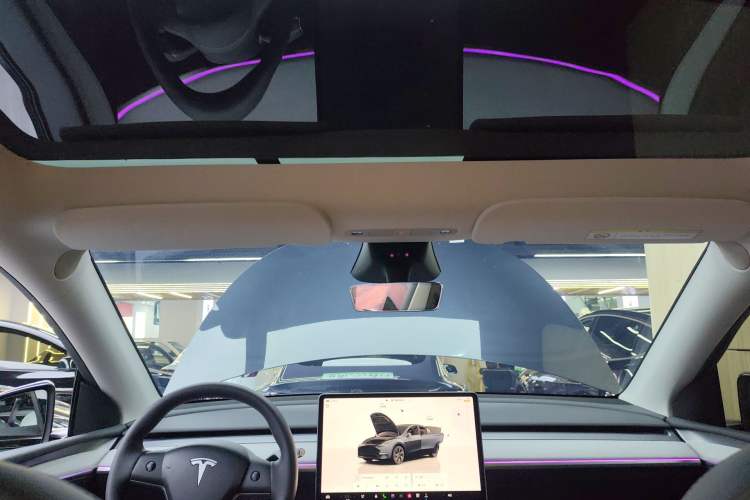 Used Tesla Model Y 2024 Rear-Wheel-Drive Version Headliner