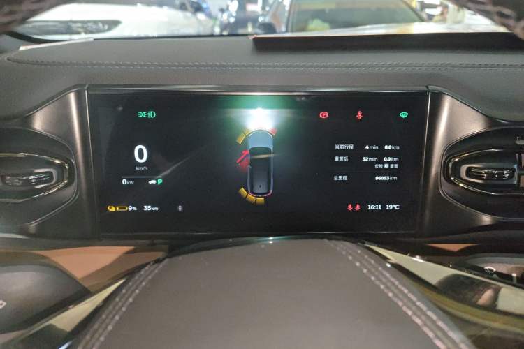 Used Nio ES8 2020 415 km Range 6-Seater Version
