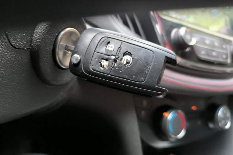 Used Chevrolet Monza 2020 Light Hybrid RS 330T Automatic Comfort Edition Vehicle Key