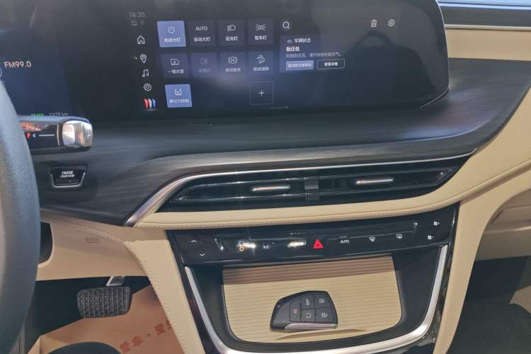 Used Buick GL8 New Energy 2025 Lushang First-Drive Edition 7-Seater