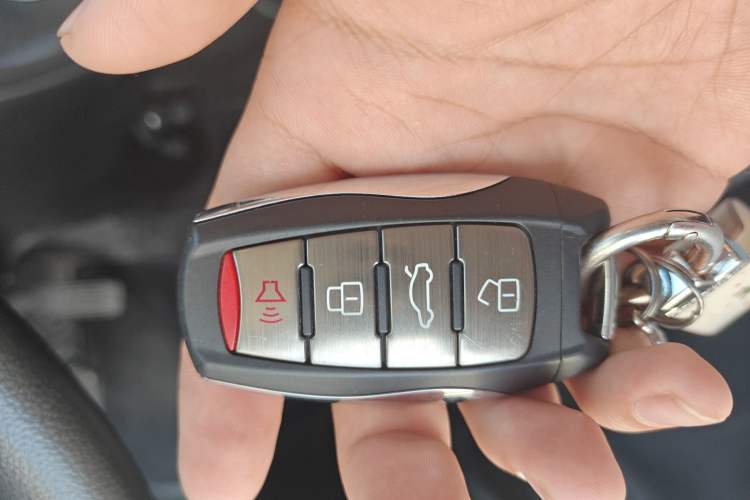 Used ORA Black Cat 2022 351 km Standard Version Ternary Lithium
