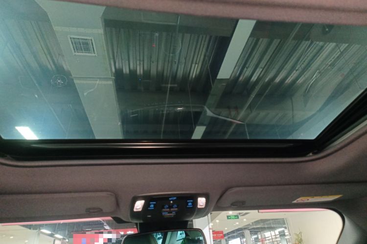 Used Toyota SIENNA 2021 2.5L Hybrid Premium Edition