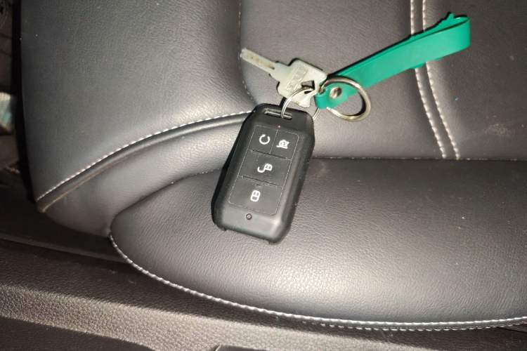 Used BYD Yuan New Energy 2019 EV360 Smart Connect Enjoyment Model
