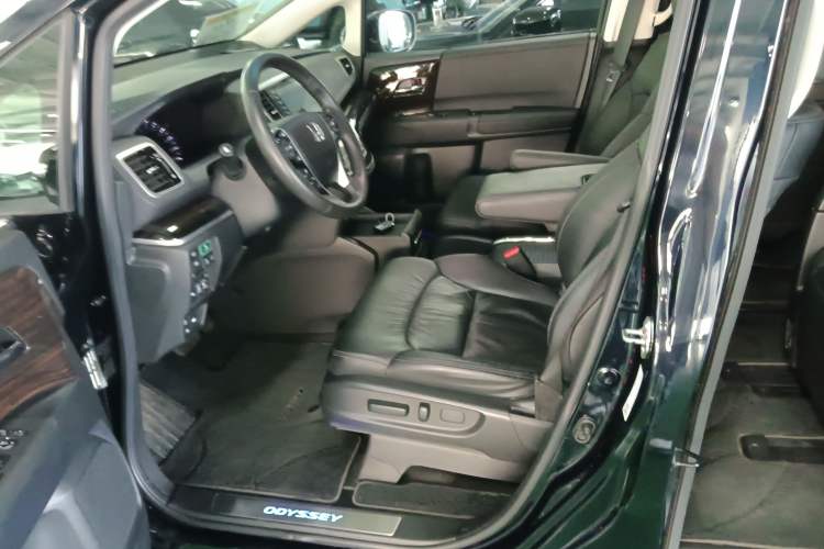 Used Honda Odyssey 2019 2.0L Rui·Zhi Zhen Edition
