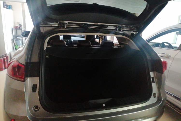 Used Wey VV7 2017 2.0T Flagship Model
