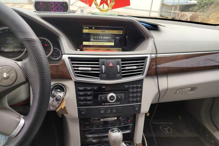 Used Mercedes-Benz E-Class 2011 E 200 L CGI Elegant Model