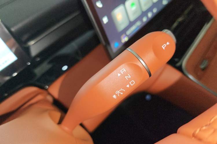 Used Wuling Xingguang S 2025 Model, 130km Flagship Edition