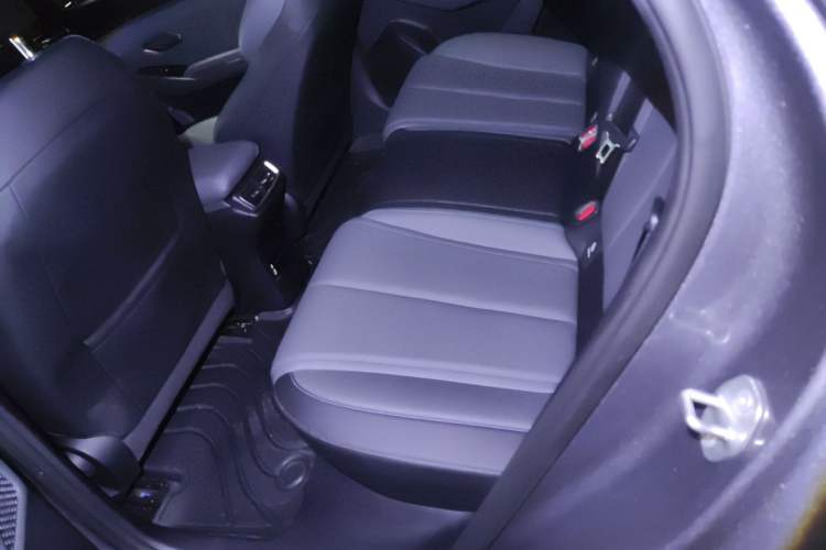 Used BYD Qin L 2025 DM-i Smart Drive 80KM Leading Model