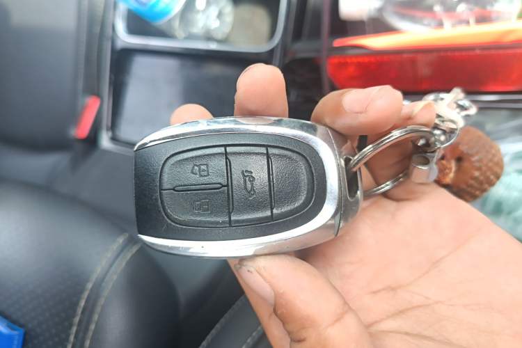 Used SAIC MAXUS EUNIQ 5 2020 1.3T PLUG-IN Elite Edition
