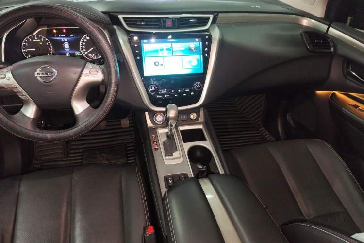 Used Nissan Murano 2019 2.5L XL Two-Wheel Drive Smart Connect Luxury Edition China VI Standard