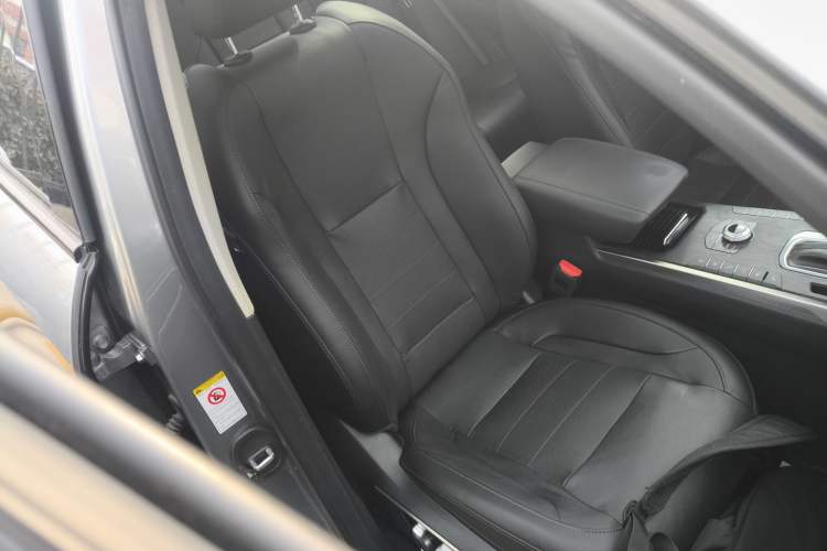 Used Wey VV5 2017 2.0T Flagship Edition
