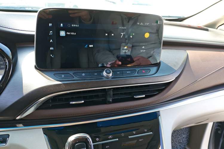 Used Buick GL8 2021 Land Cruiser Executive Class 652T Smart Luxury Model