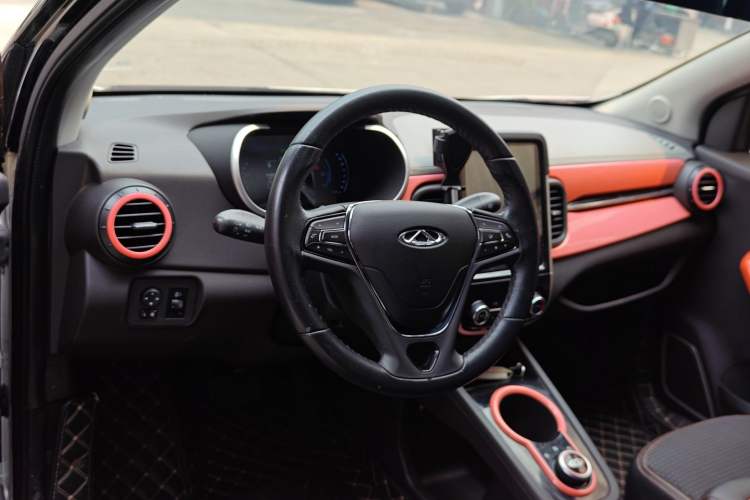 Used Chery QQ Little Ant 2019 4-Seater Smart Edition 35 kWh Center Console