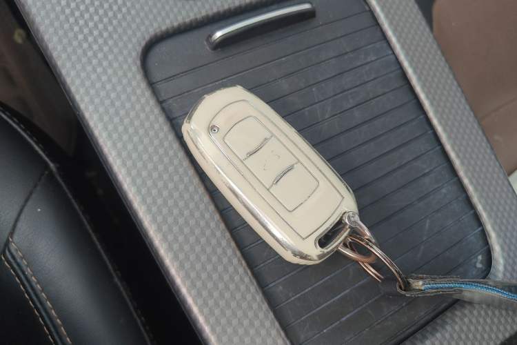 Used Geely Auto Emgrand GS 2016 Sport Edition 1.3T Automatic ZhenShang Model Vehicle Key