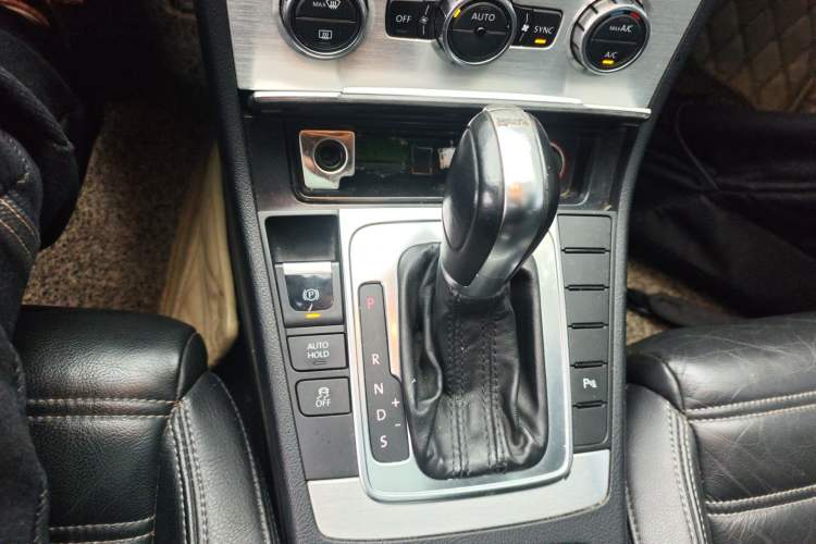 Used Volkswagen FAW-Volkswagen CC 2016 1.8TSI Prestige Model