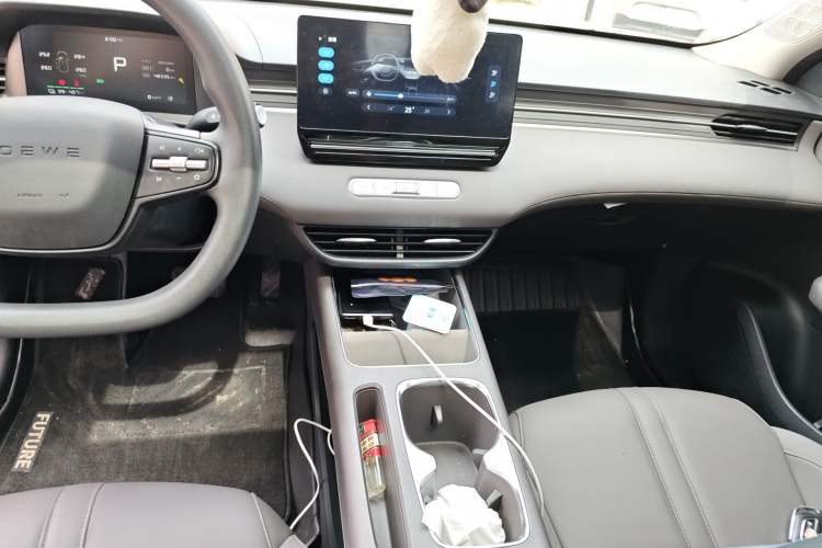 Used Roewe D6 2025 450 km Premium Edition
