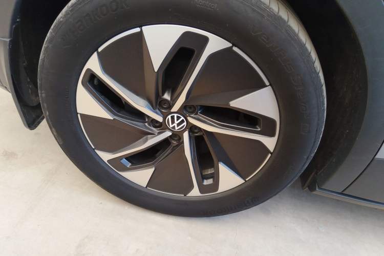 Used Volkswagen ID.4 CROZZ 2024 Revised Version PURE+ Right Rear Wheel Hub