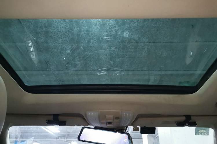 Used Mercedes-Benz E-Class 2010 E 300 L Fashion Model
