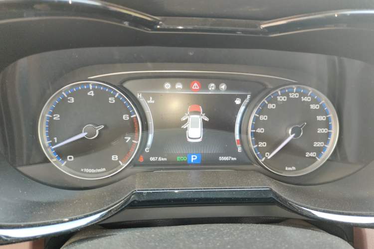 Used GAC Trumpchi GS8 2017 320T Two-Wheel Drive Luxury Smart Connectivity Version (7 Seats) Instrument Cluster