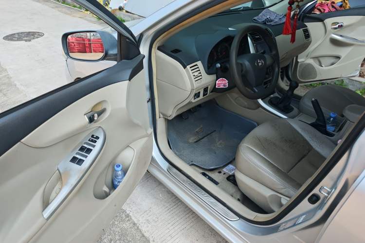 Used Toyota Corolla 2011 1.6L Manual GL