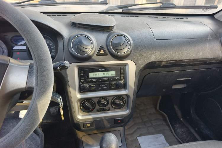 Used Geely Auto Liberty Ship 2012 1.3L Manual Fashion Edition III
