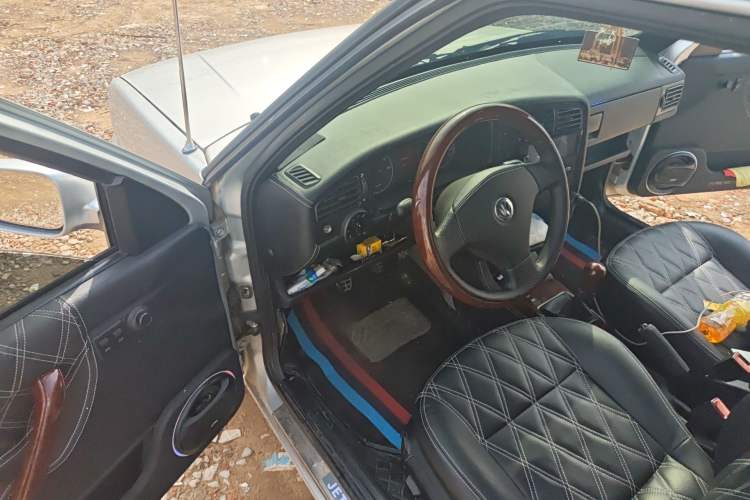 Used Volkswagen Jetta 2010 1.6L Partner
