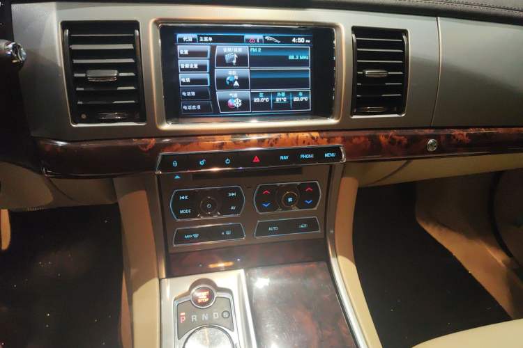 Used Jaguar XF 2013 XF 2.0T Luxury Edition