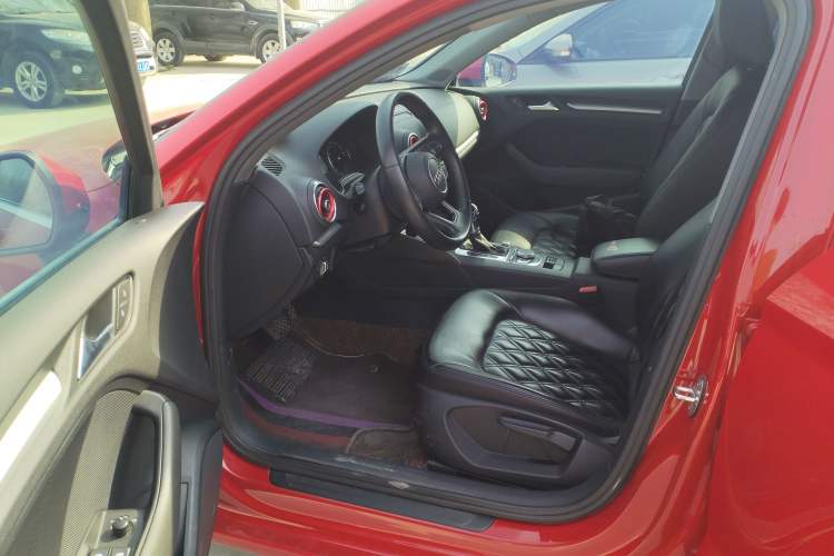 Used Audi A3 2019 Limousine 35 TFSI Ambition China V Driver Seat