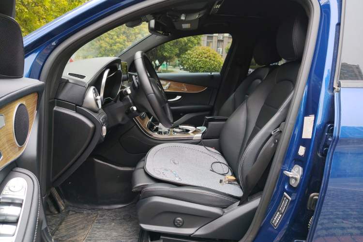 Used Mercedes-Benz GLC Coupe 2018 GLC 260 4MATIC Coupe SUV