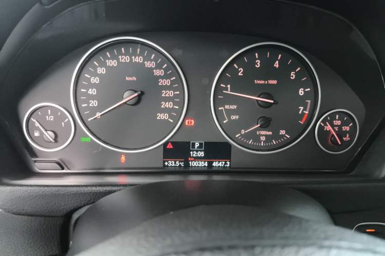 Used BMW 3 Series GT 2013 320i Leading Model