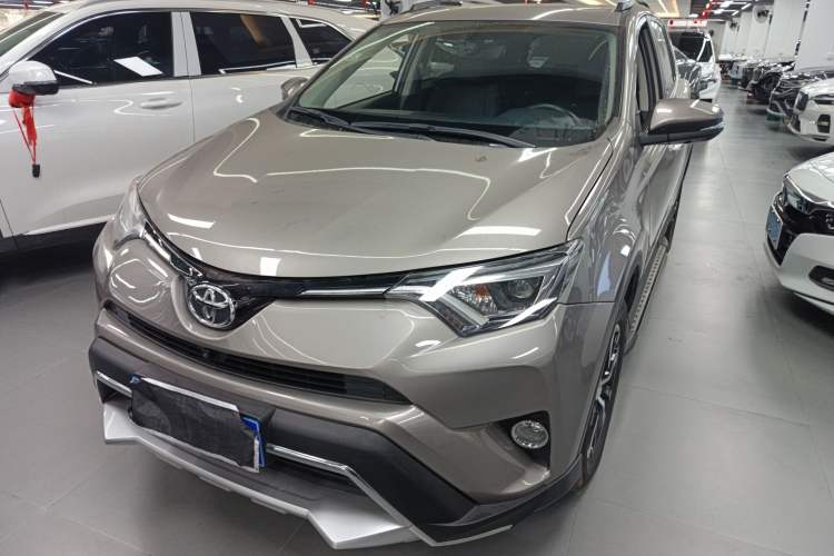 Used Toyota RAV4 2016 2.0L CVT Two-Wheel Drive Smart Edition China V Standard