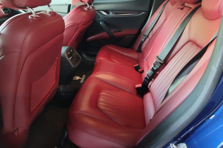 Used Maserati Ghibli 2019 3.0T Luxury Edition China VI Standard
