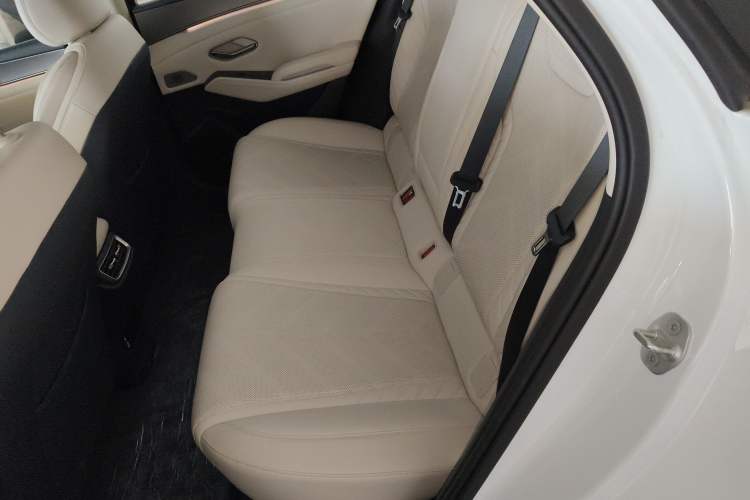 Used BYD Qin L 2024 DM-i 120KM Excellence Model Left Rear Seat