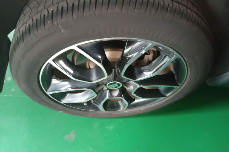 Used Skoda Kodiaq 2019 TSI330 7-Seater Two-Wheel-Drive Luxury Enjoyment Edition China V Emission Standard
