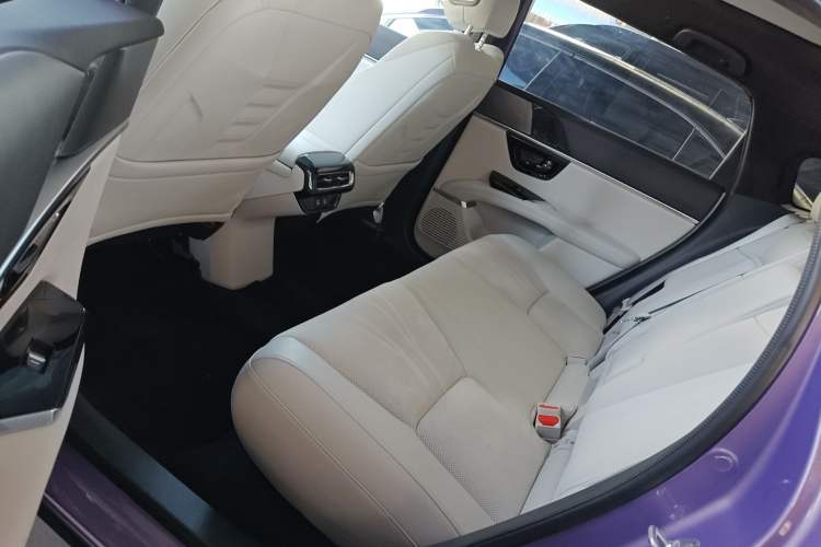 Used Honda P7 2025 Four-Wheel Drive Long-Range Max Left Rear Seat