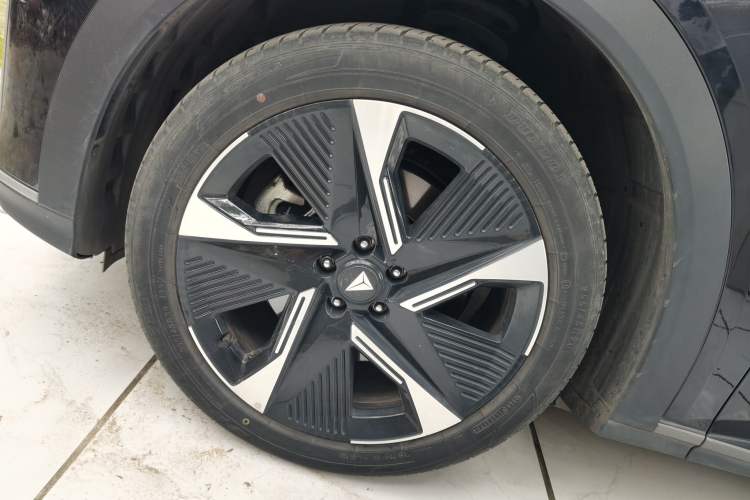 Used Deepal S07 2023 200Max Range-Extended Version
