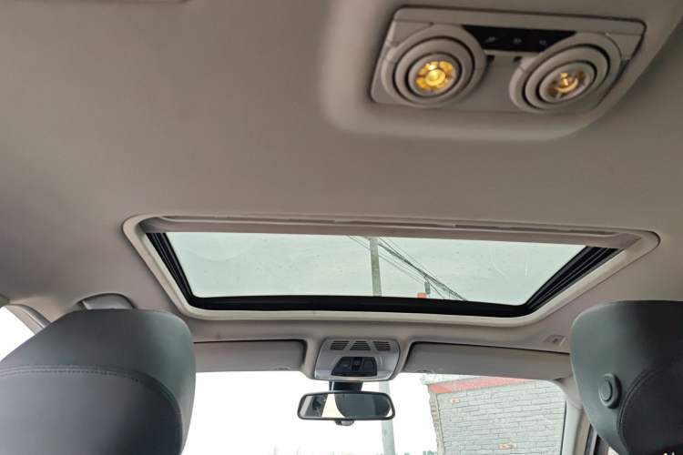 Used BMW 3 Series 2016 320Li Fashion Model Headliner