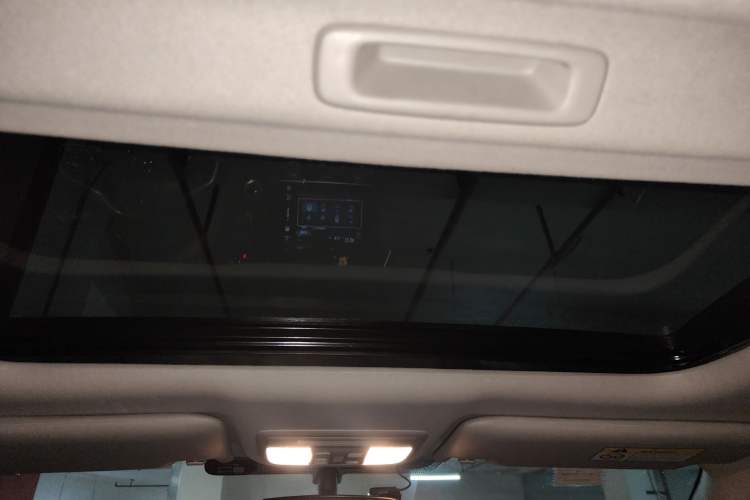 Used Honda Civic 2016 220TURBO CVT Luxury Edition Headliner