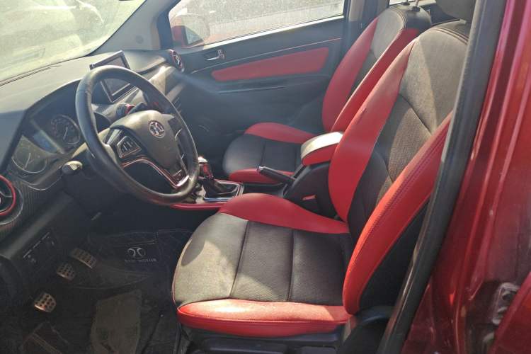 Used BAIC Senova X25 2015 1.5L Manual Elite Edition
