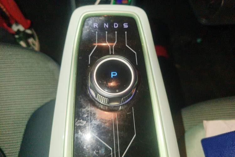 Used CHANGAN Benni E-Star 2020 Heartbeat Edition NMC Lithium Gear Lever