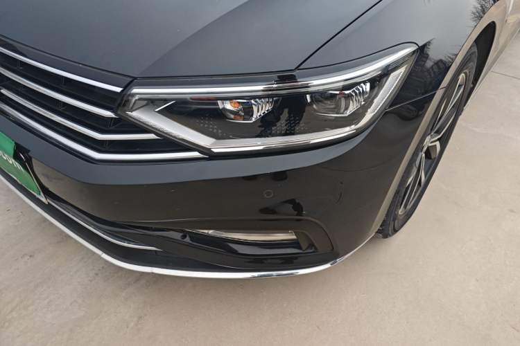 Used Volkswagen Magotan 2020 330TSI DSG Leading Model
