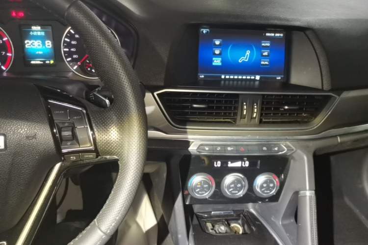 Used Haval H6 2018 Blue Label Sport Edition 1.5T Automatic Two-Wheel Drive Elite Model
