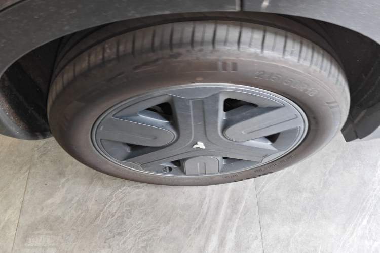 Used firefly firefly 2025 Illuminated Edition
