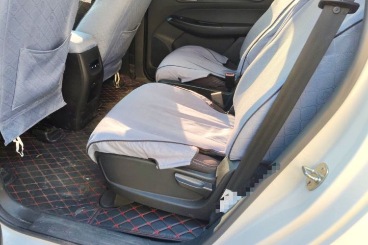 Used Baojun 730 2021 1.5T Manual Fashion Version 7 Seats